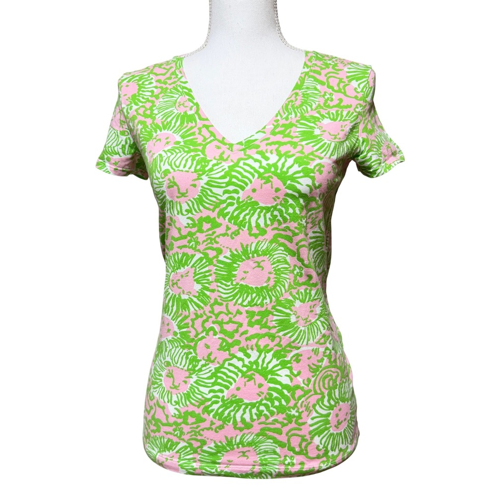 Lilly Pulitzer Pink Green‎ Lion Print V-Neck T-Shirt Small 70082 Cotton Spandex
